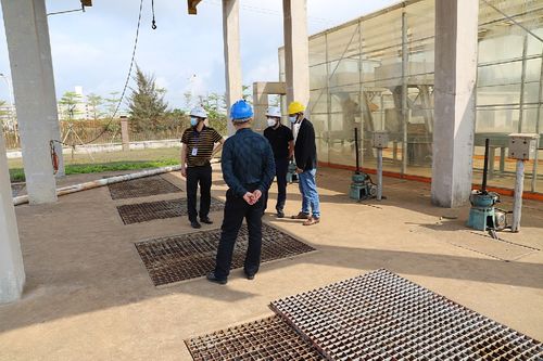 高新区安监局局长梁一聪带队深入实业公司开展安全生产检查